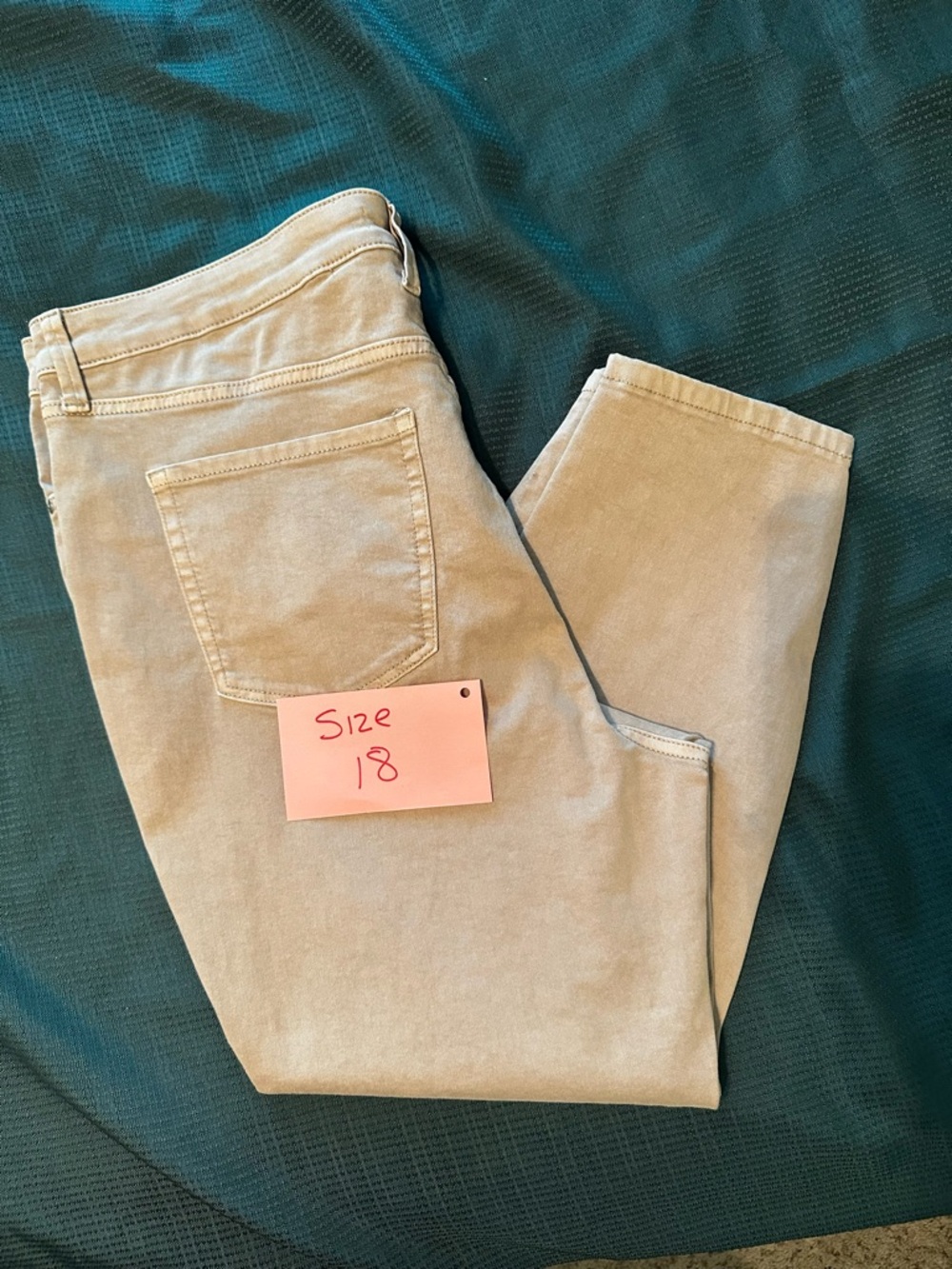 Classic Women's Jeans in Light Khaki - Size 18
